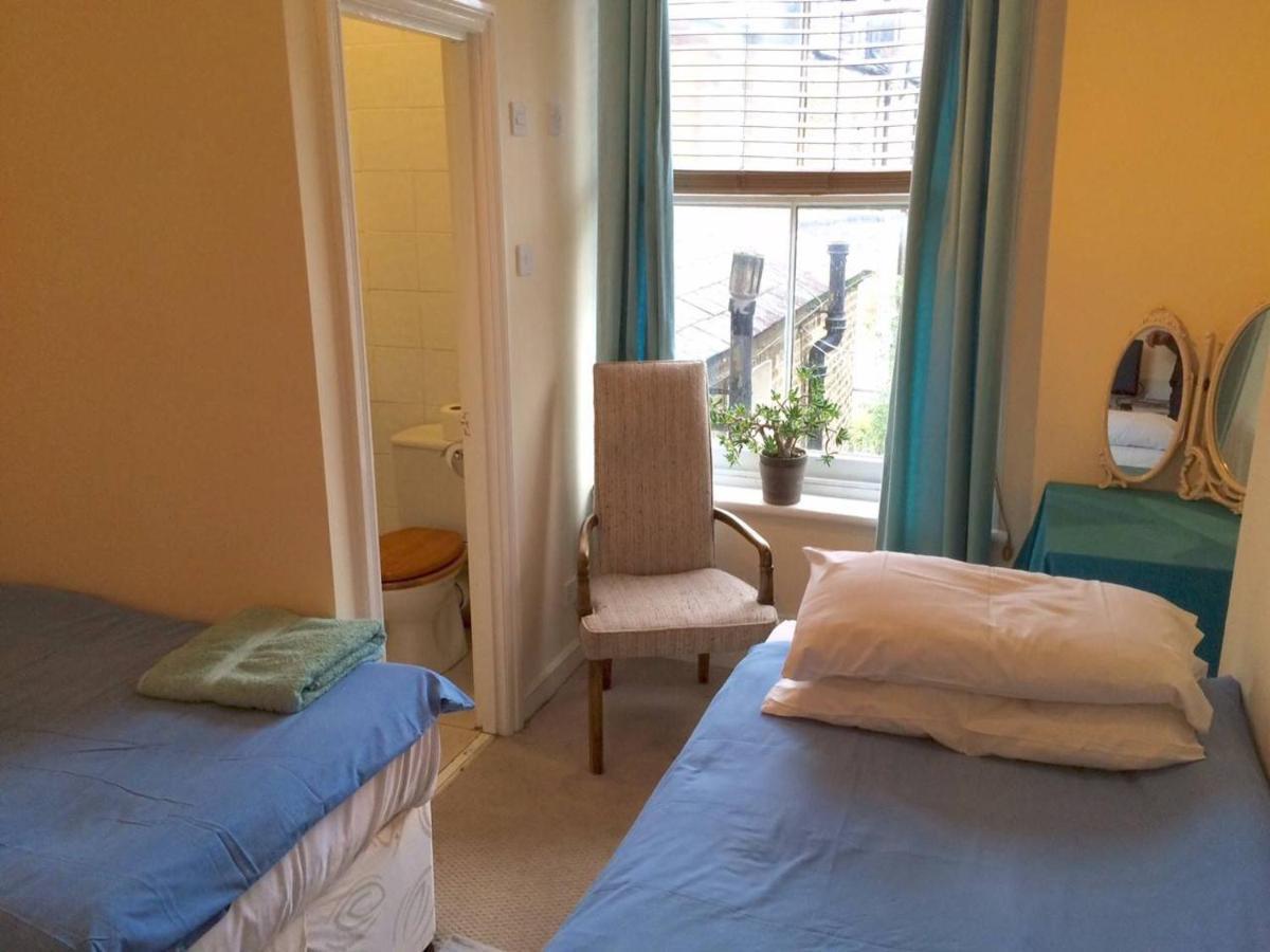 Victoria Dwellings Bed and Breakfast Londra Esterno foto