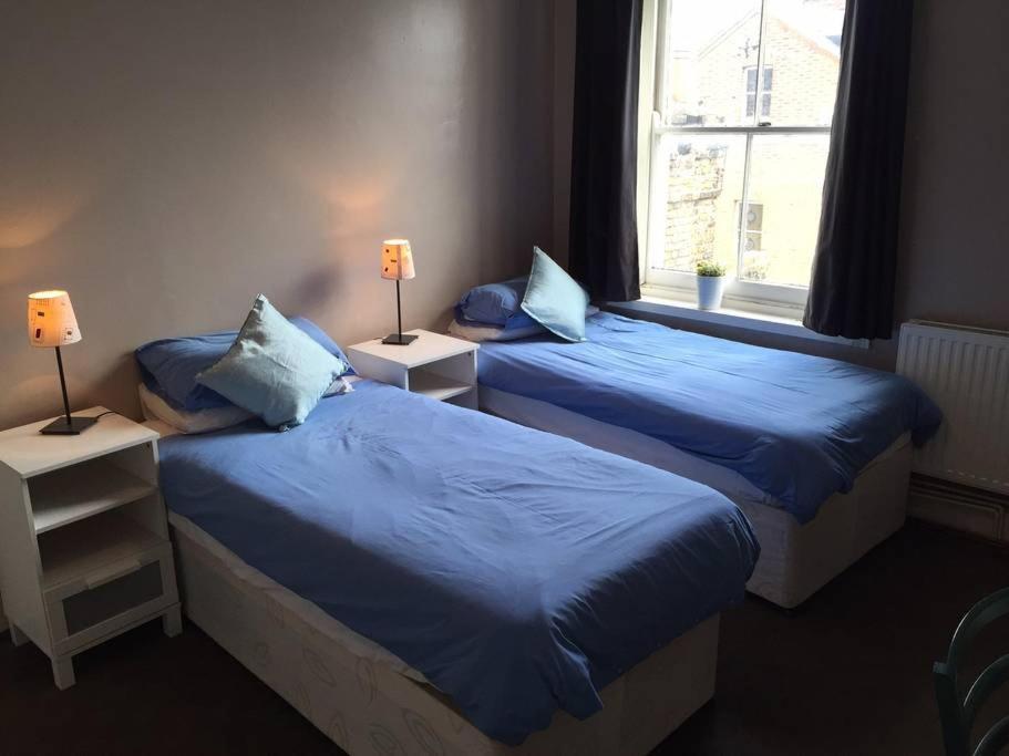 Victoria Dwellings Bed and Breakfast Londra Esterno foto